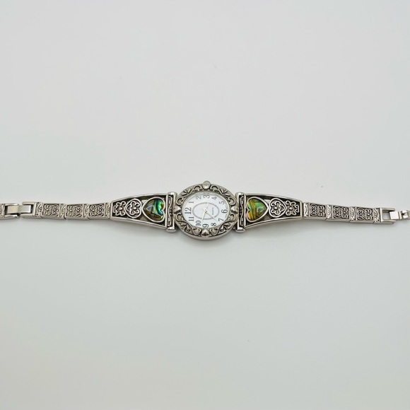 Quartz Watch with Mother of Pearl Heart Accents - Picture 8 of 12